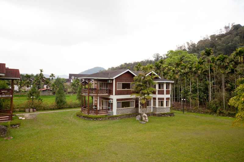 We Resort Sun Moon Lake Экстерьер фото