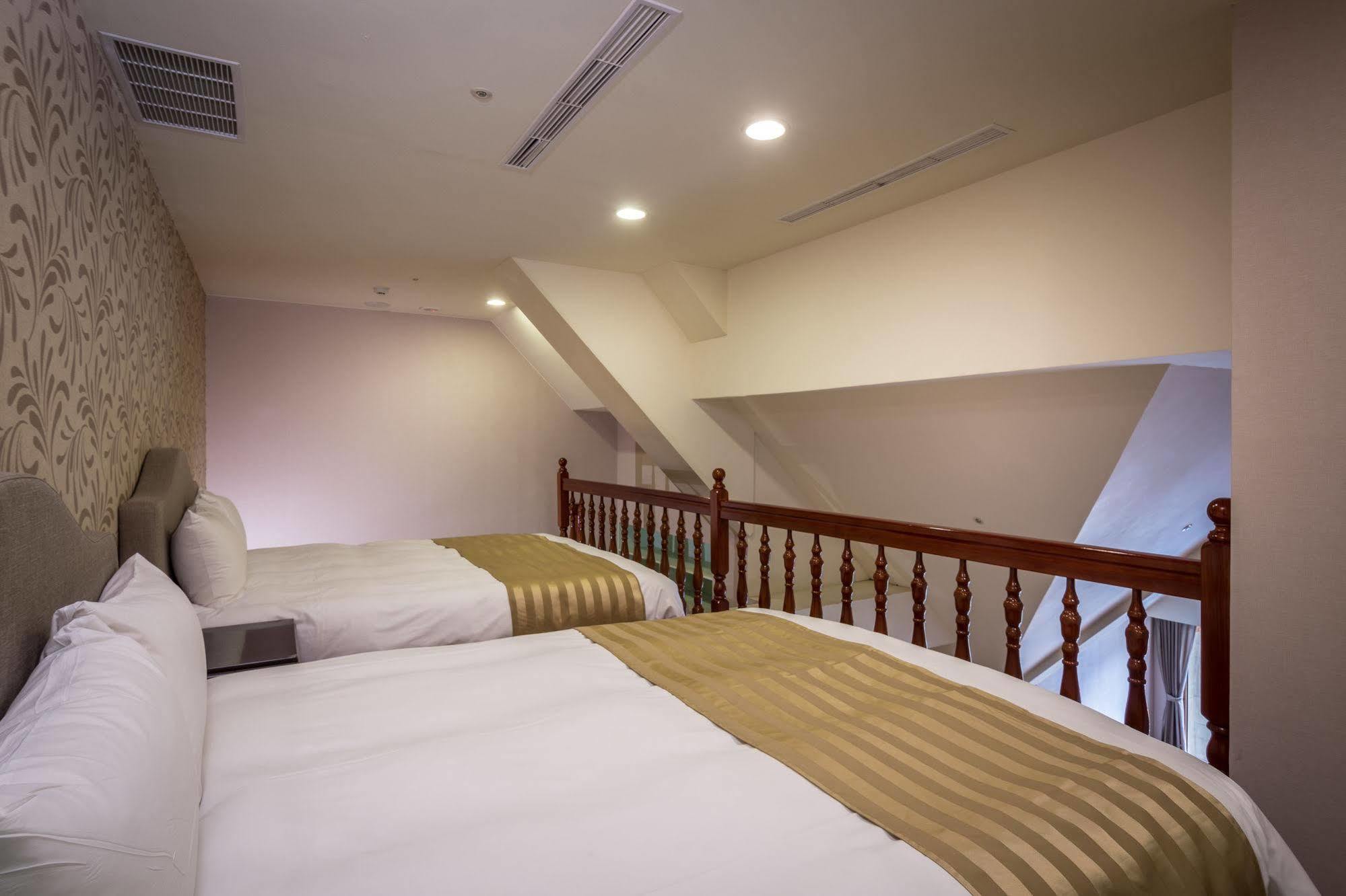 We Resort Sun Moon Lake Экстерьер фото