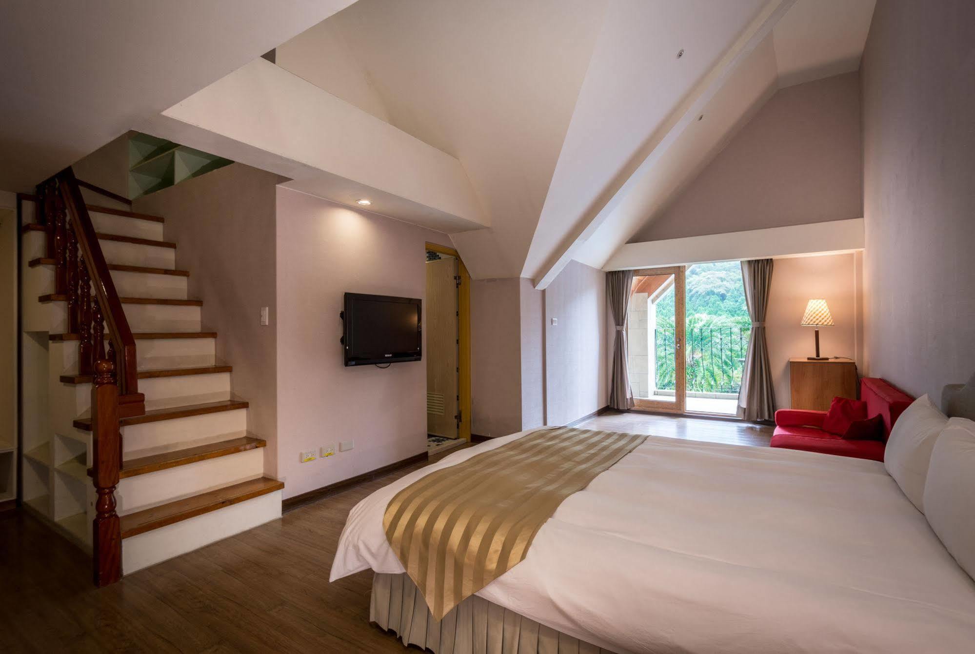 We Resort Sun Moon Lake Экстерьер фото